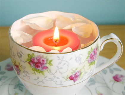 Box of five scented soy floating candles by Rose in Thorns