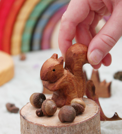 woodbotherer wooden squirrel
