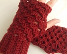 Red Fingerless Crocheted Glove - Donated by JacBer Creations