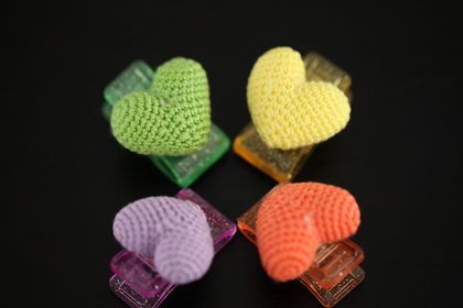 4x Crochet Heart Paper Clips