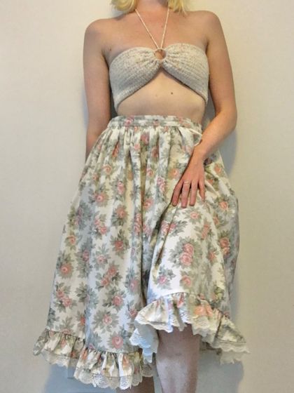 Floral Skirt (size 18-24)
