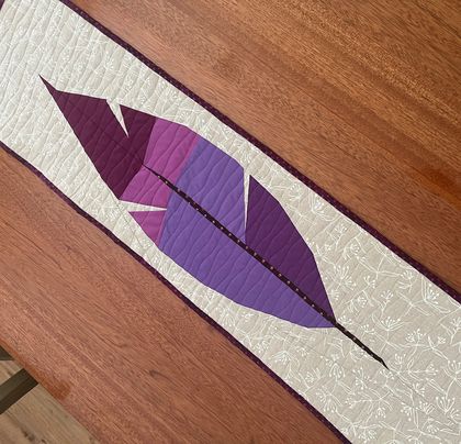PDF Quilt Pattern Feather Table Runner 