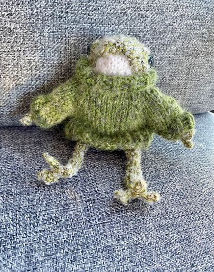Knitted Frog No.25 SALE