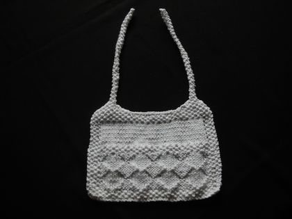 BIB - 0 - 3 MTHS SIZE KNITTED IN WHITE COTTON