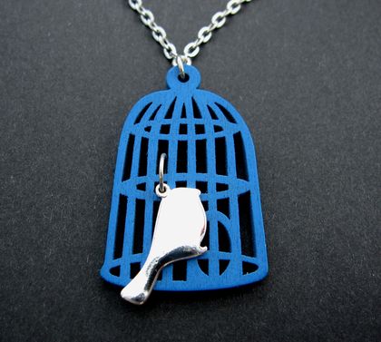 Free bird necklace
