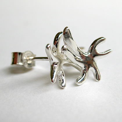 Ameoba earrings, sterling silver by Su Keates