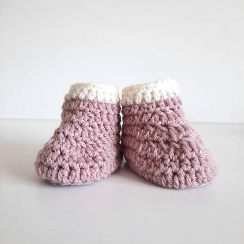 Acorn 2024 baby booties