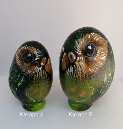 Handpainted stone creatures - kakapo mum & baby set