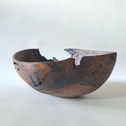 Carved walnut burl bowl