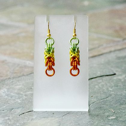 Chainmail earrings: Citrus