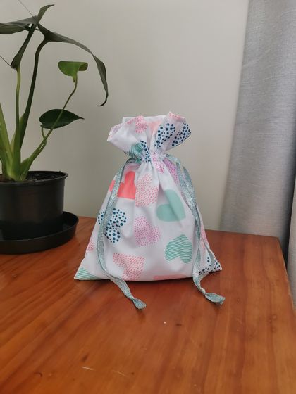 Drawstring gift bag with hearts