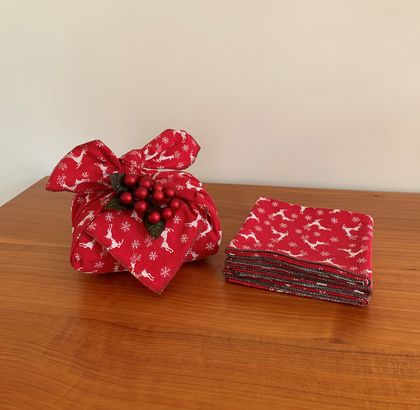 Furoshiki - Reusable fabric gift wrap