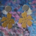 Cleo Flower Drops - Sand/Mustard