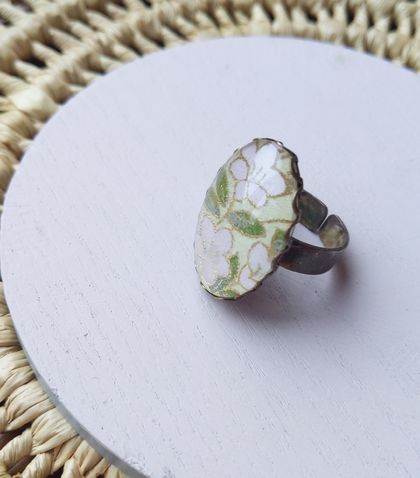 Floral ring 