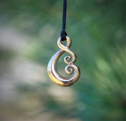 Solid bronze Pendant~ Maori Love symbol