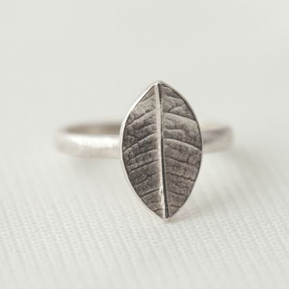 Large Leaf Ring 