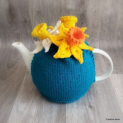 Daffodil Tea Cosy (Medium)