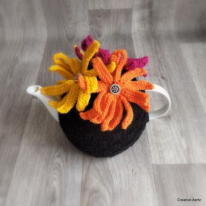 Gerbera Tea Cosy (Medium)