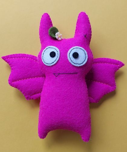 Friendly Felt Bats