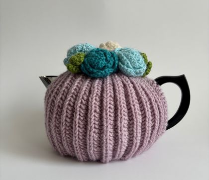 Retro Style Tea Cosy - Hand Knitted - Hand Crocheted