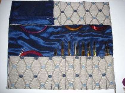 Interchangeable knitting needle case