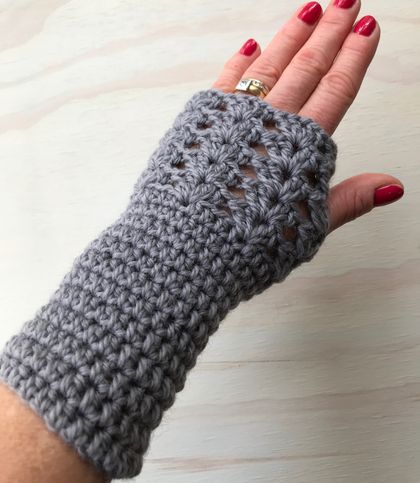 Fabulous Grey Pure Wool Wristwarmers/Fingerless Gloves 