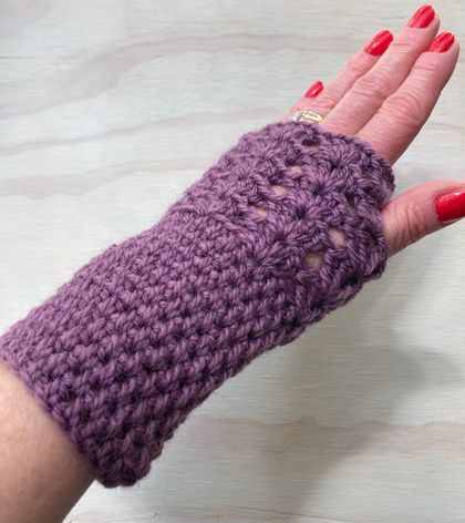 Fabulous Mauve Pure Wool Wristwarmers/Fingerless Gloves 