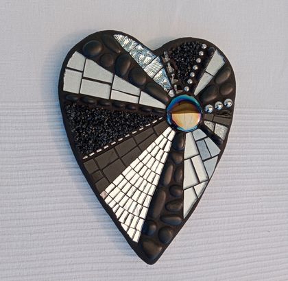 MOSAIC HEART- BLACK AND SILVER