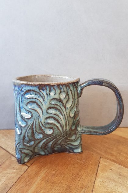 Sculpt Tripod Mug - Small