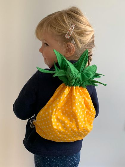 Kid's pineapple backpack