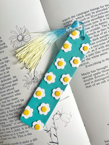 Green Daisy Polymer Clay Bookmark