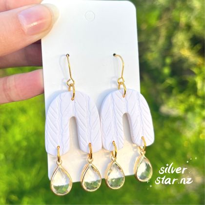 Sparkly White Textured U Earrings