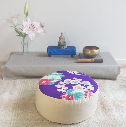Vintage kimono meditation cushion - purple/ivory