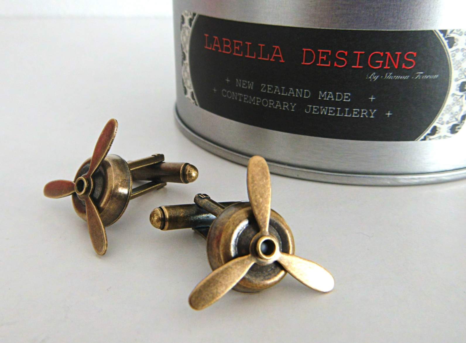 *Vintage Brass Spinning Propeller Cuff Links With Movement!* Felt
