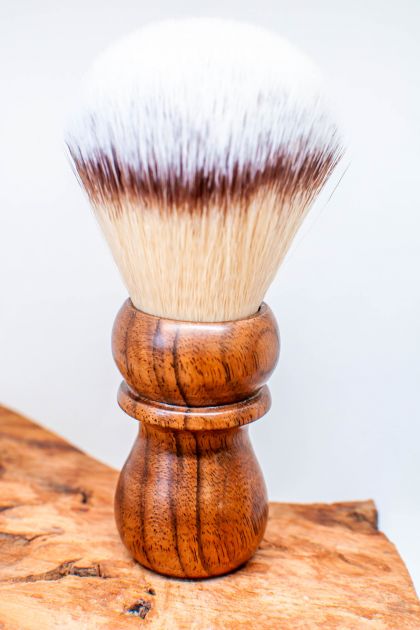 Walnut Shaving Brush 28mm Synthetic knot