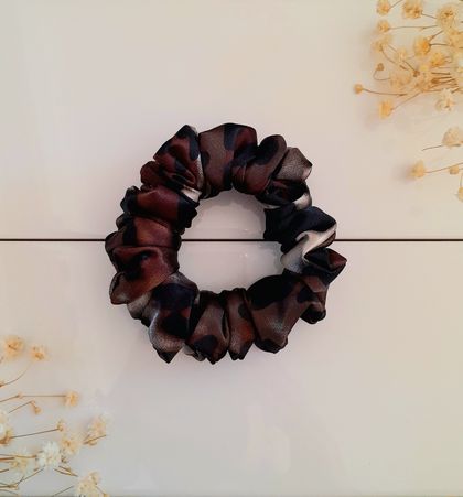 Leopard-Print Satin Scrunchy Medium