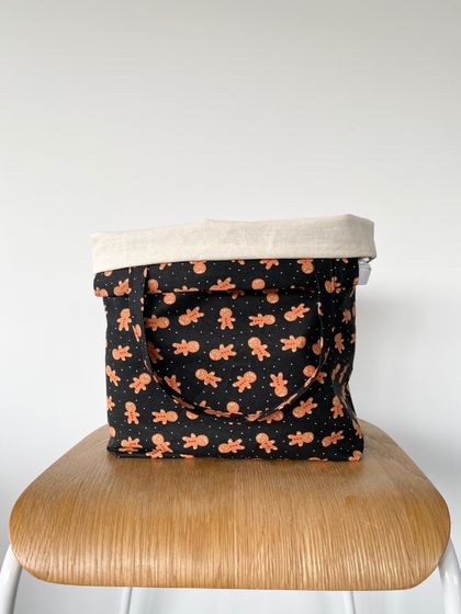 SALE! Medium Knitting / Crochet Project Bag - Christmas / Gingerbread Man Print