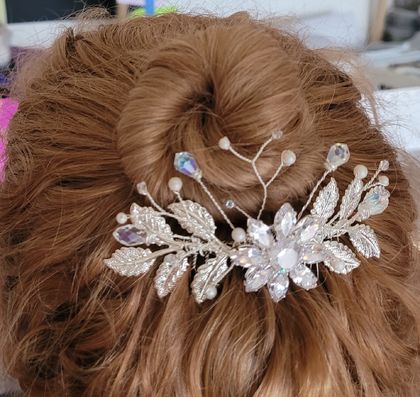 Crystal and Swarovski Pearls Bridal Haircomb