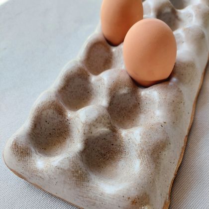 Ceramic 12x Egg Holder - Creamy White