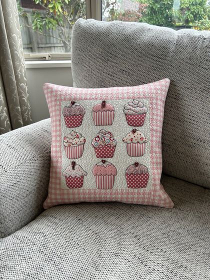 Cupcakes Cushion
