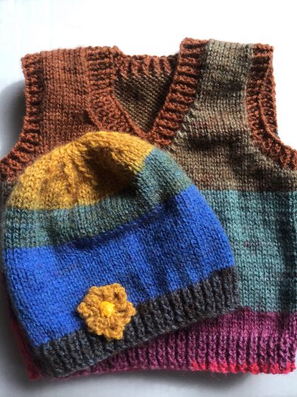 Babies vest with matching hat