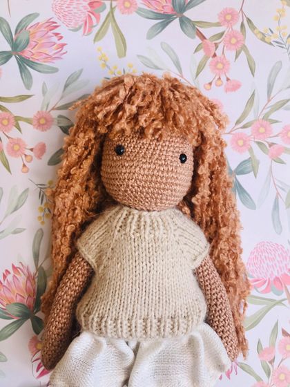 Crochet doll tea girl Lin