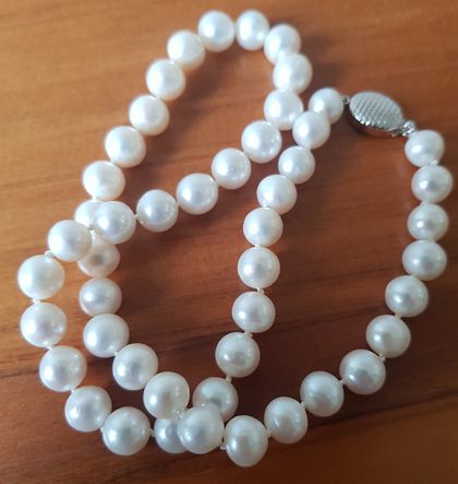 Freshwater Pearl Necklace 8mm