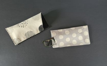 Glasses case/pouch