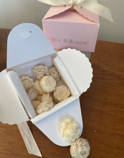 Box of  Roses - Luxury Scented Soy Melts