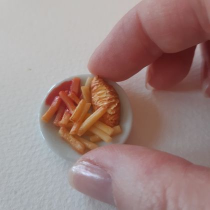 Miniature Plate of Fish and Chips For Your Dollhouse