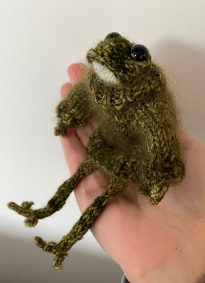 Knitted Frog No.52