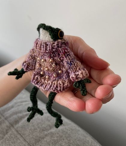 Knitted Frog No.57