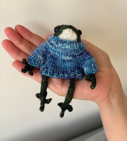 Knitted Frog No.66