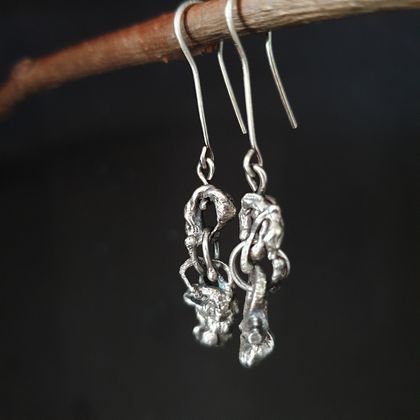 Silver blobjoy earrings 